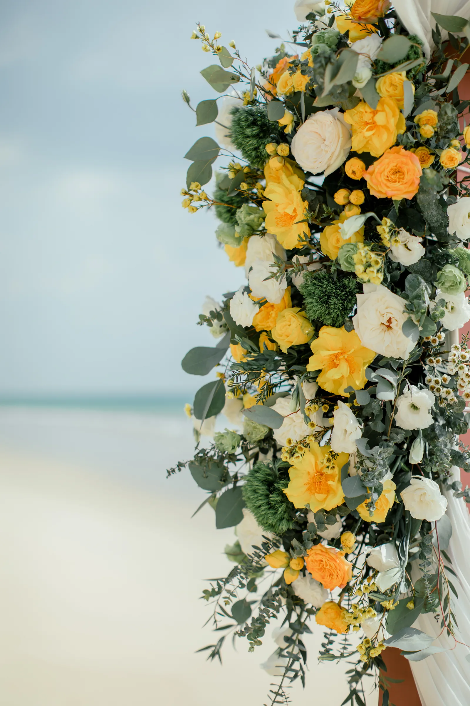 Simona & Tom — Villa Sand, Natai Beach, April 2021 — Phuket wedding florals by Supparin